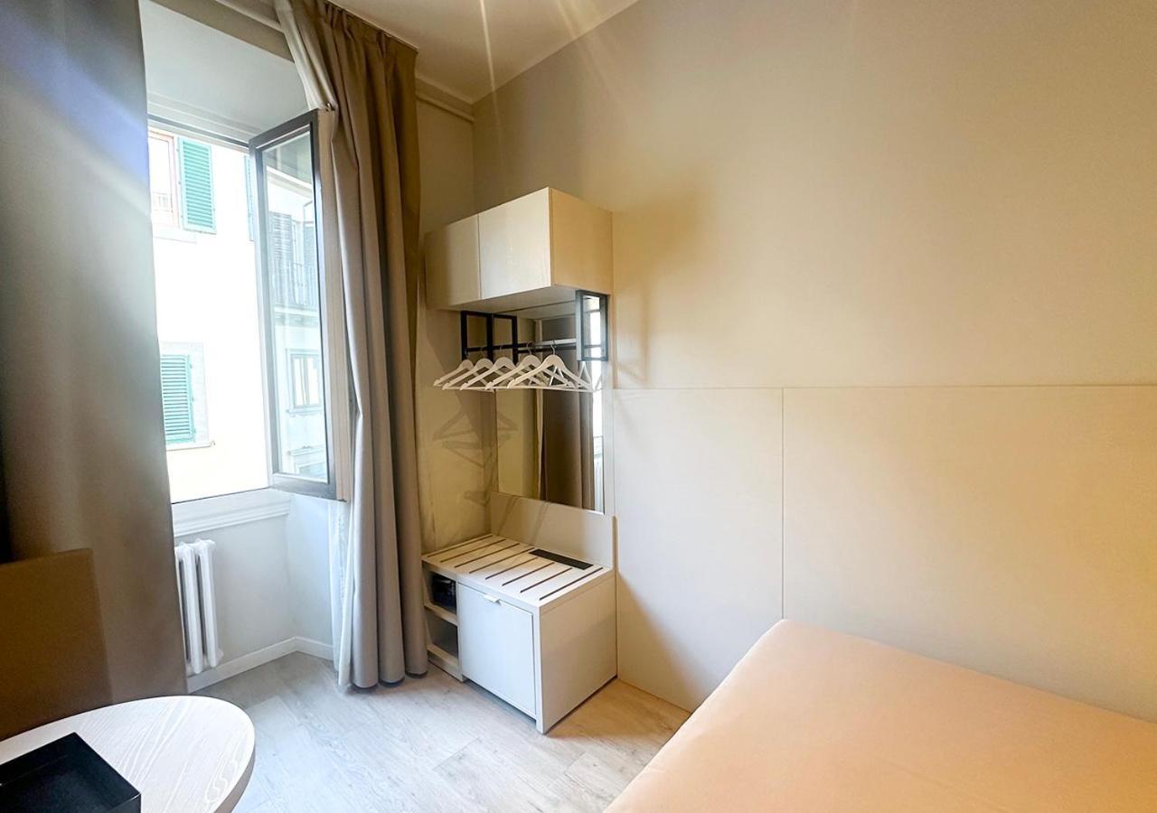 Hotel Giappone Florenz Zimmer foto