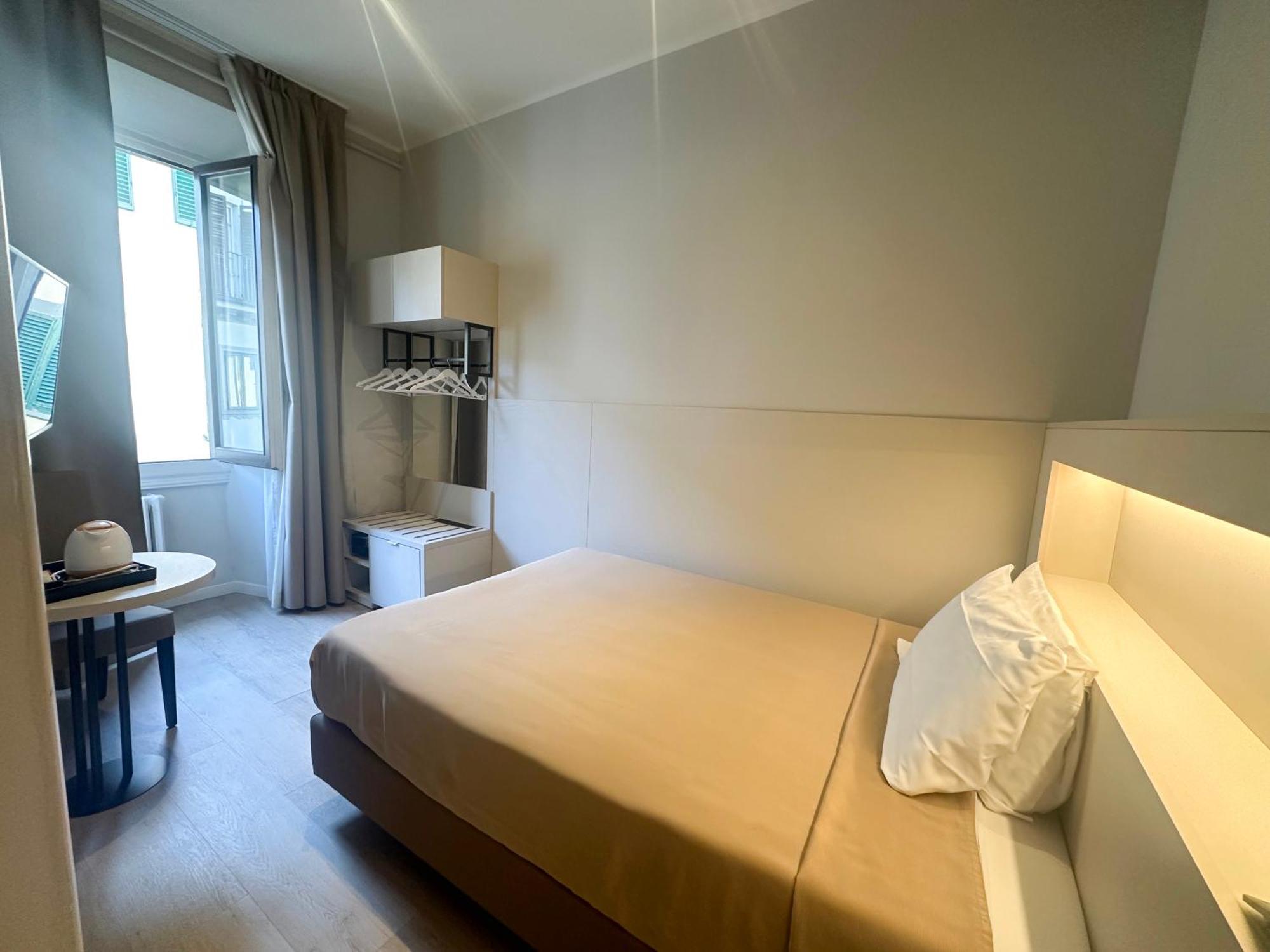 Hotel Giappone Florenz Zimmer foto