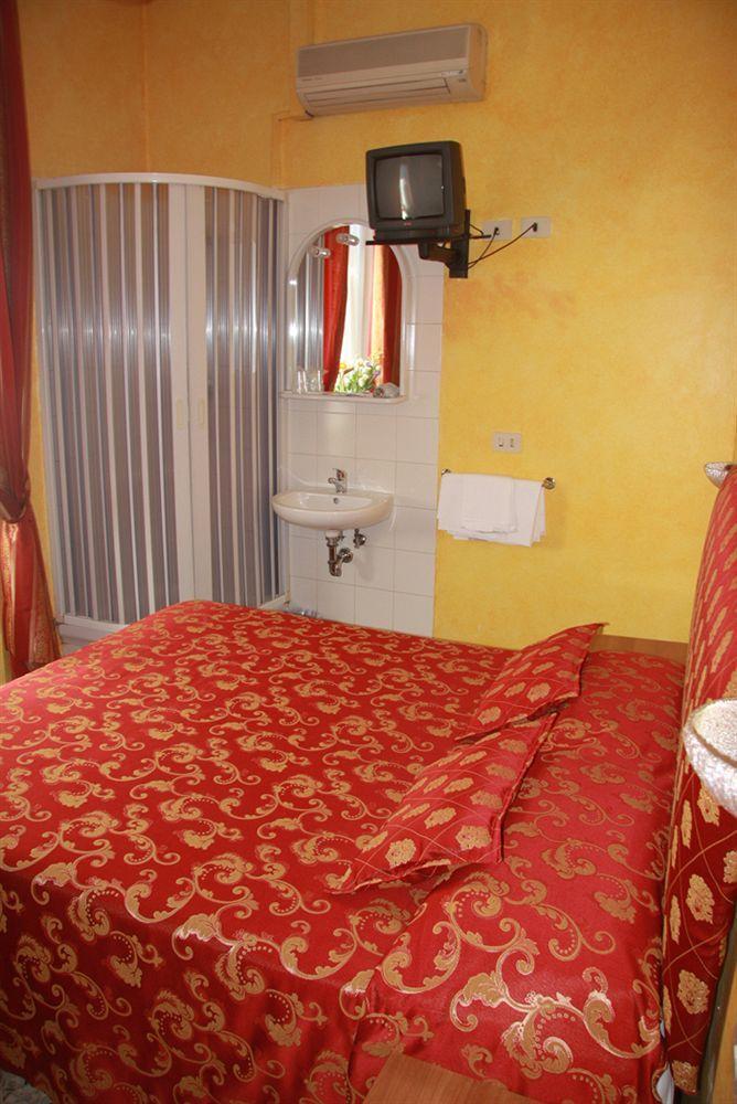 Hotel Giappone Florenz Exterior foto